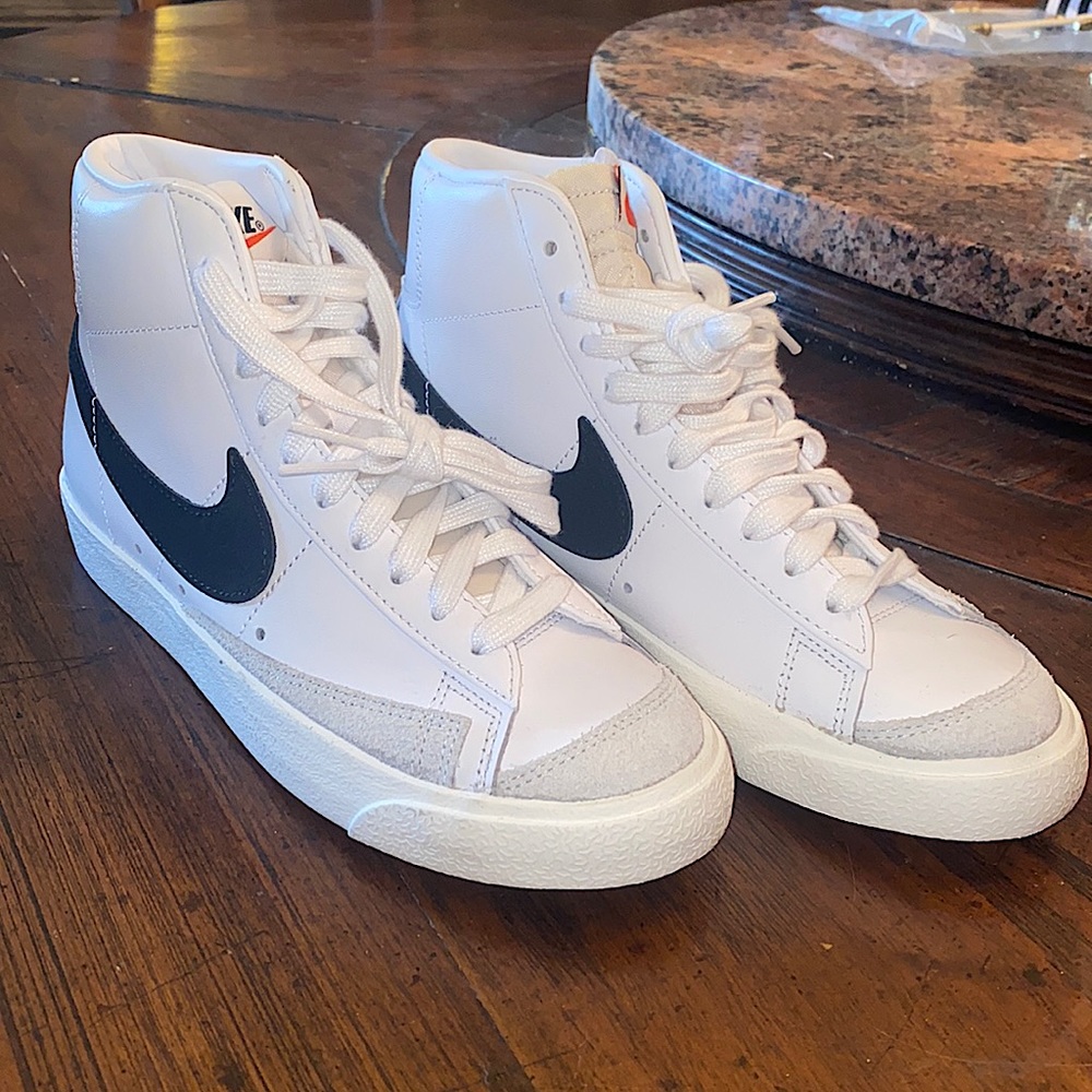 Women’s Nike Blazer Mid 77 Vintage 'White Black'